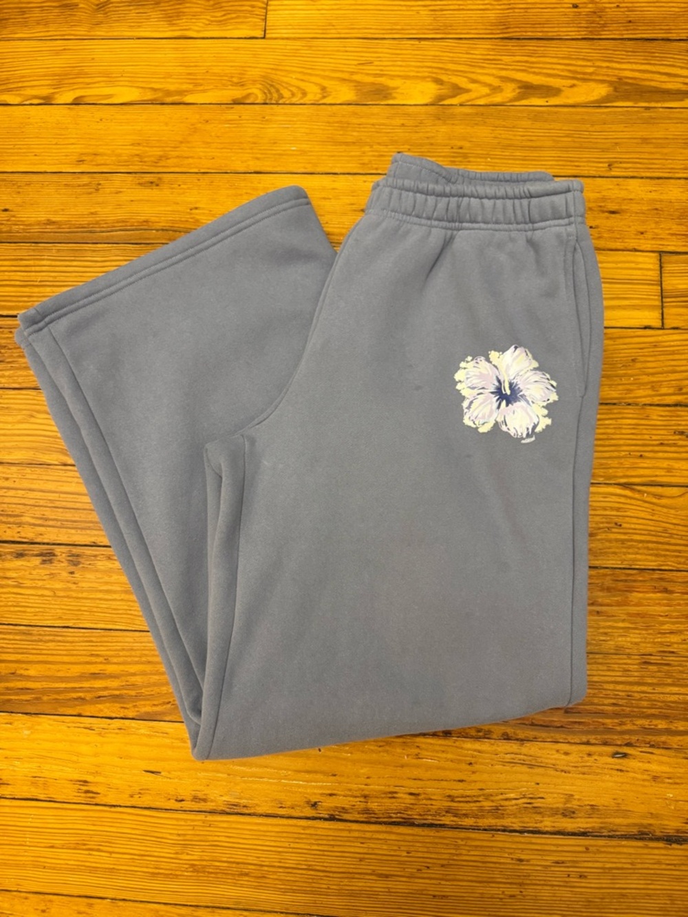 Edikted Blue/Gray Floral-Accent Sweatpants